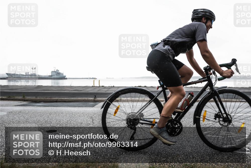 16.08.2026 - KN Förde Triathlon 2026 H.Heesch http://msf.ph/oto/9963314 16.08.2026 09:29:41 Radfahren 116, 212, 232 meine-sportfotos.de