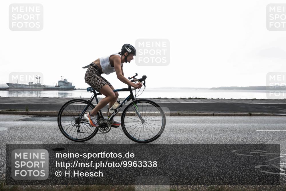 16.08.2026 - KN Förde Triathlon 2026 H.Heesch http://msf.ph/oto/9963338 16.08.2026 09:30:30 Radfahren 110, 113, 179, 204, 219 meine-sportfotos.de