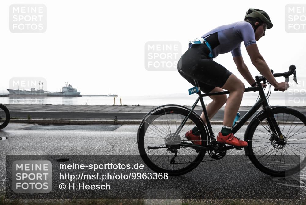 16.08.2026 - KN Förde Triathlon 2026 H.Heesch http://msf.ph/oto/9963368 16.08.2026 09:31:57 Radfahren 104, 140, 245 meine-sportfotos.de