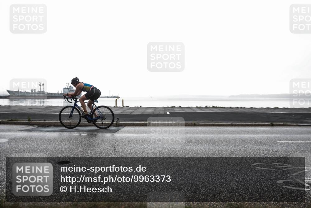 16.08.2026 - KN Förde Triathlon 2026 H.Heesch http://msf.ph/oto/9963373 16.08.2026 09:32:12 Radfahren 120, 137, 154, 805 meine-sportfotos.de