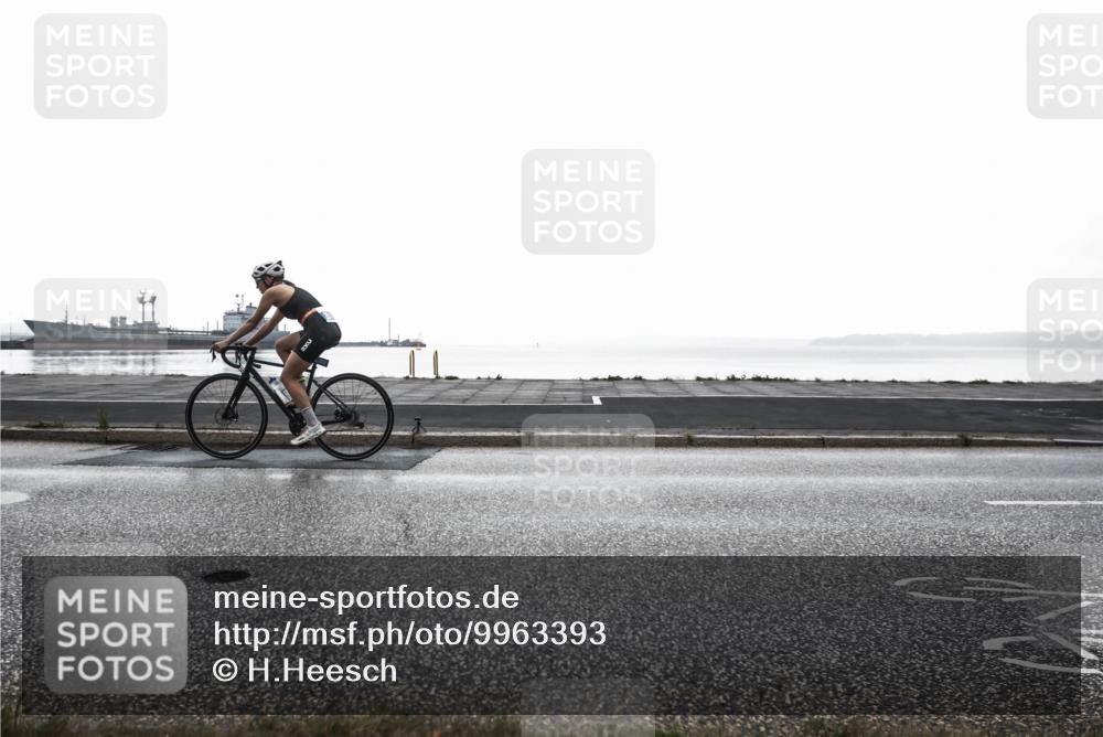 16.08.2026 - KN Förde Triathlon 2026 H.Heesch http://msf.ph/oto/9963393 16.08.2026 09:32:51 Radfahren 159, 240, 251 meine-sportfotos.de
