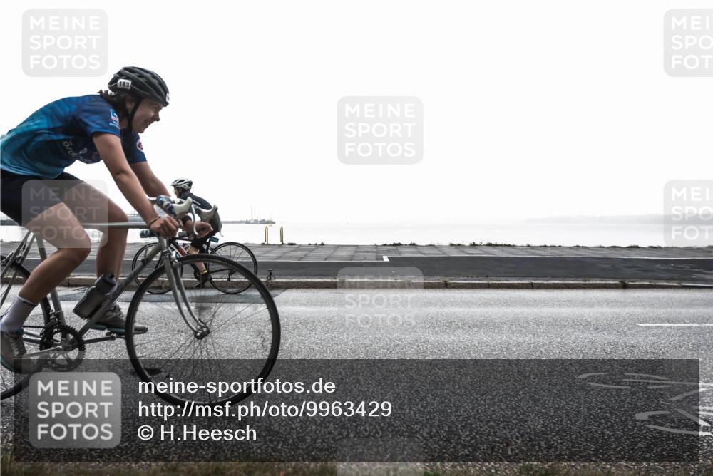 16.08.2026 - KN Förde Triathlon 2026 H.Heesch http://msf.ph/oto/9963429 16.08.2026 09:34:31 Radfahren 143, 222, 255 meine-sportfotos.de