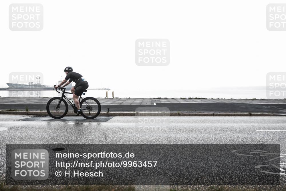 16.08.2026 - KN Förde Triathlon 2026 H.Heesch http://msf.ph/oto/9963457 16.08.2026 09:35:46 Radfahren 238, 259 meine-sportfotos.de