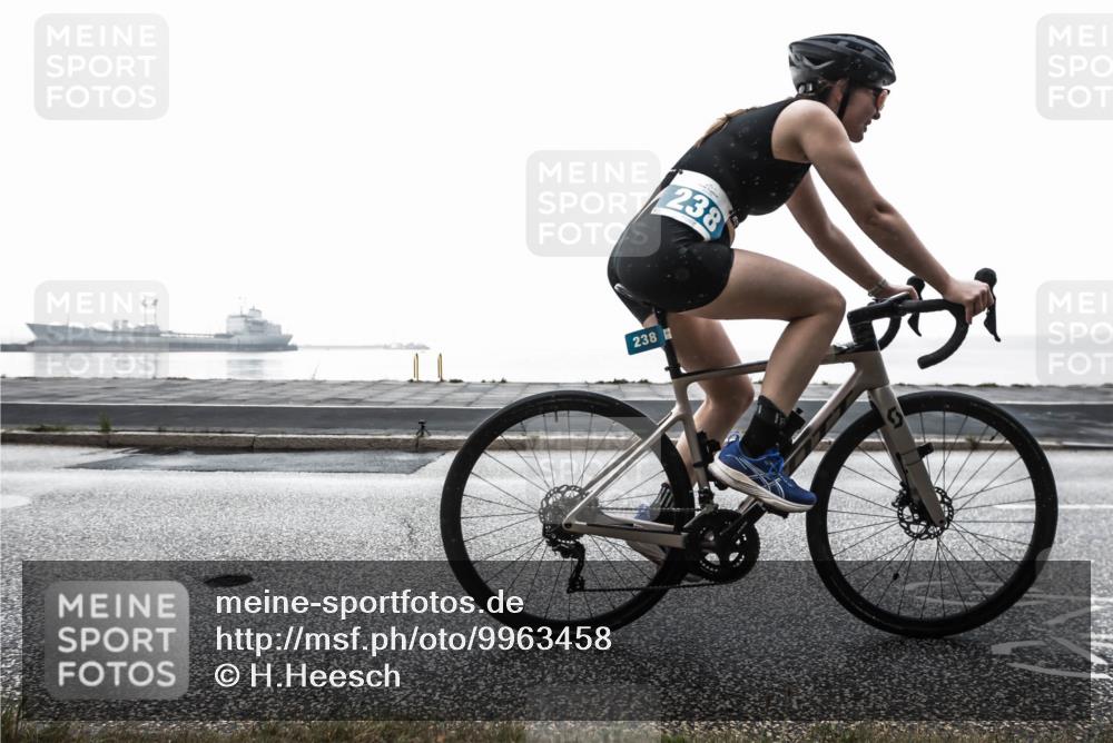 16.08.2026 - KN Förde Triathlon 2026 H.Heesch http://msf.ph/oto/9963458 16.08.2026 09:35:48 Radfahren 195, 225, 238, 259 meine-sportfotos.de