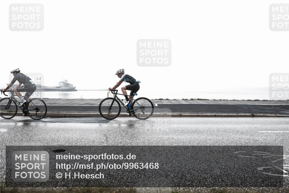 16.08.2026 - KN Förde Triathlon 2026 H.Heesch http://msf.ph/oto/9963468 16.08.2026 09:36:09 Radfahren 109, 124, 138, 150, 156, 166, 178, 192, 243, 261 meine-sportfotos.de