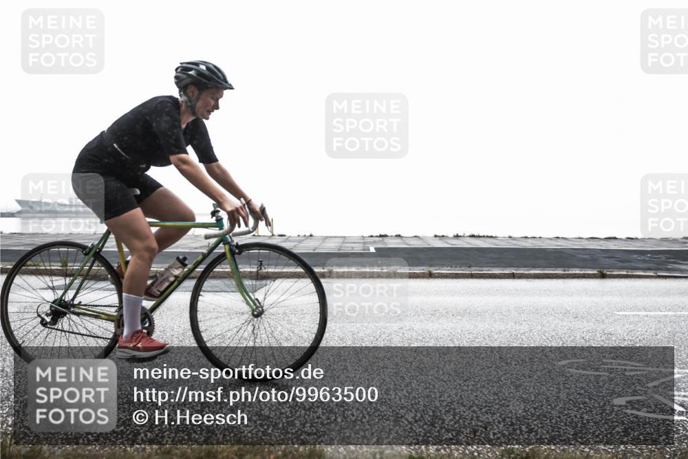 16.08.2026 - KN Förde Triathlon 2026 H.Heesch http://msf.ph/oto/9963500 16.08.2026 09:37:28 Radfahren 191, 255 meine-sportfotos.de
