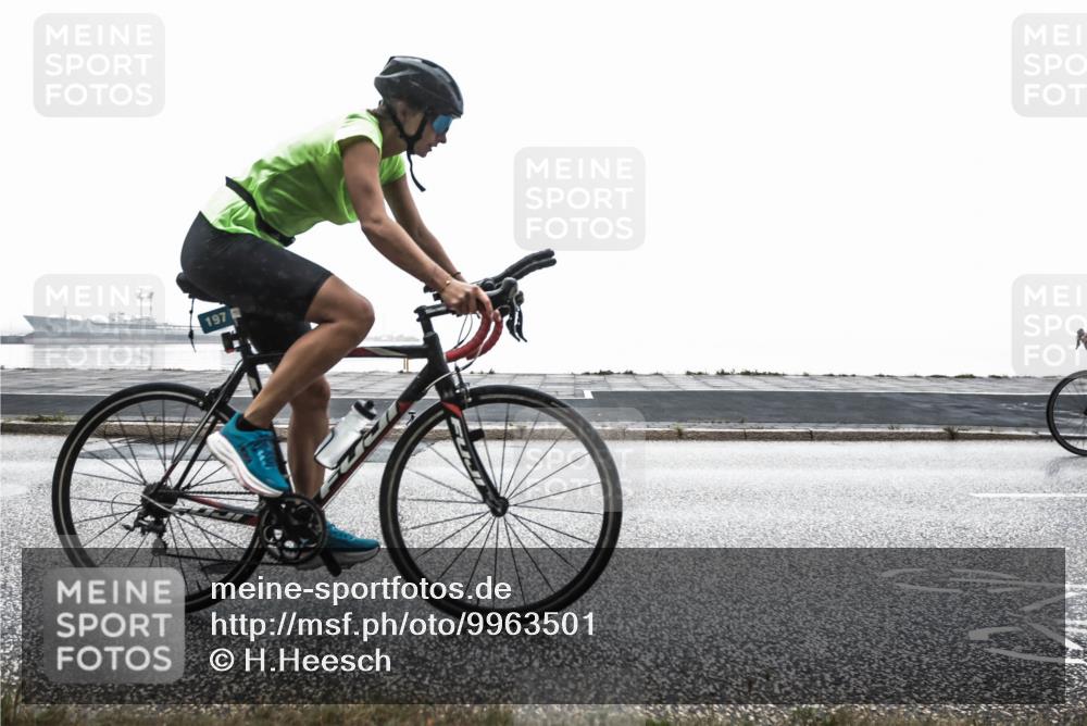 16.08.2026 - KN Förde Triathlon 2026 H.Heesch http://msf.ph/oto/9963501 16.08.2026 09:37:34 Radfahren 191, 197 meine-sportfotos.de