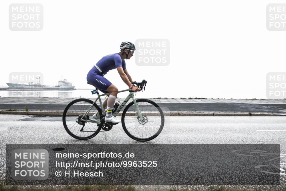 16.08.2026 - KN Förde Triathlon 2026 H.Heesch http://msf.ph/oto/9963525 16.08.2026 09:38:26 Radfahren 101, 123, 132, 225, 233, 234 meine-sportfotos.de