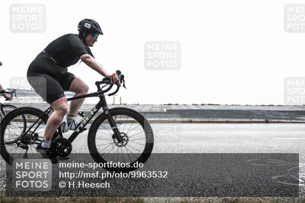 16.08.2026 - KN Förde Triathlon 2026 H.Heesch http://msf.ph/oto/9963532 16.08.2026 09:38:39 Radfahren 108, 109, 164, 166, 178, 187, 192, 263 meine-sportfotos.de