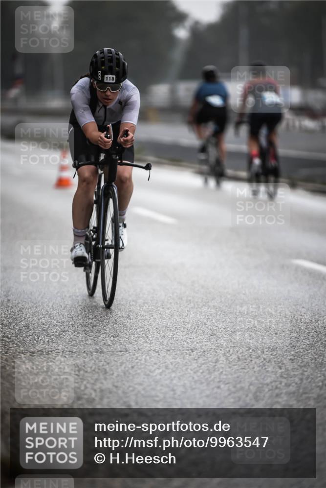 16.08.2026 - KN Förde Triathlon 2026 H.Heesch http://msf.ph/oto/9963547 16.08.2026 09:31:25 Radfahren 118, 188 meine-sportfotos.de