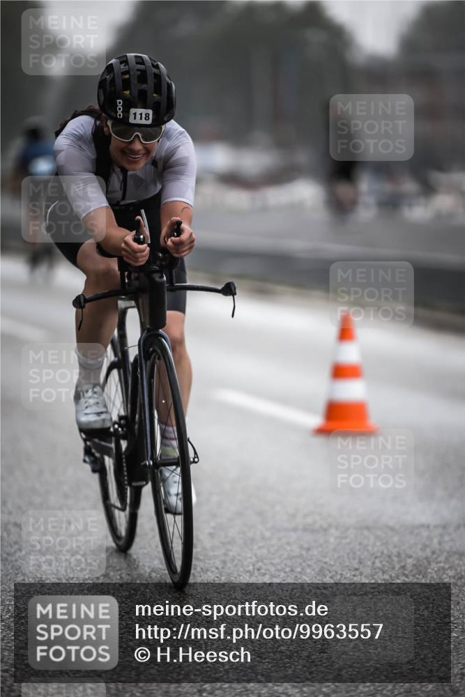 16.08.2026 - KN Förde Triathlon 2026 H.Heesch http://msf.ph/oto/9963557 16.08.2026 09:31:25 Radfahren 118, 188 meine-sportfotos.de