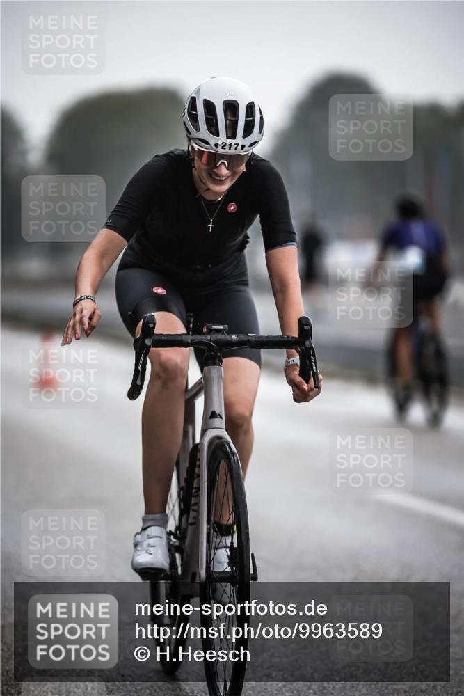 16.08.2026 - KN Förde Triathlon 2026 H.Heesch http://msf.ph/oto/9963589 16.08.2026 09:31:34 Radfahren 217, 226 meine-sportfotos.de