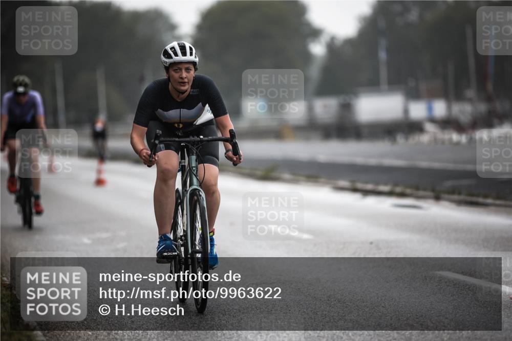 16.08.2026 - KN Förde Triathlon 2026 H.Heesch http://msf.ph/oto/9963622 16.08.2026 09:31:53 Radfahren 106, 140, 242, 245 meine-sportfotos.de