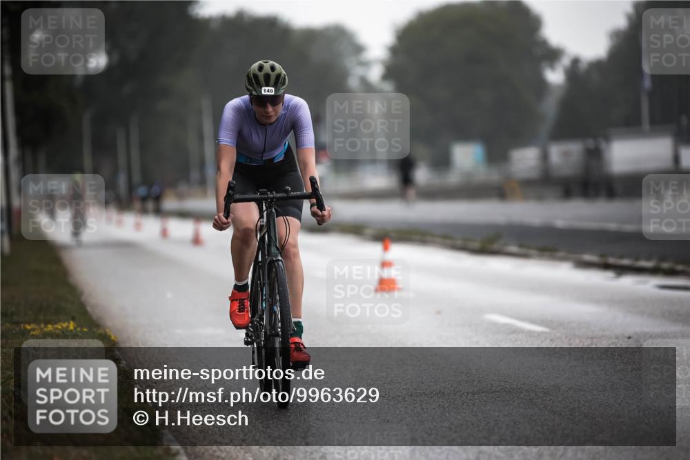 16.08.2026 - KN Förde Triathlon 2026 H.Heesch http://msf.ph/oto/9963629 16.08.2026 09:31:55 Radfahren 104, 106, 140, 242, 245 meine-sportfotos.de