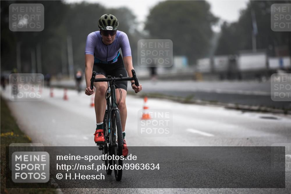 16.08.2026 - KN Förde Triathlon 2026 H.Heesch http://msf.ph/oto/9963634 16.08.2026 09:31:55 Radfahren 104, 106, 140, 242, 245 meine-sportfotos.de