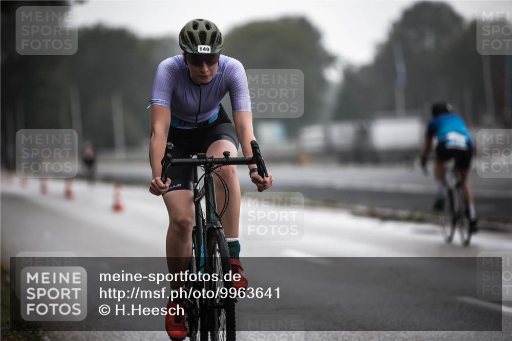 16.08.2026 - KN Förde Triathlon 2026 H.Heesch http://msf.ph/oto/9963641 16.08.2026 09:31:55 Radfahren 104, 106, 140, 242, 245 meine-sportfotos.de