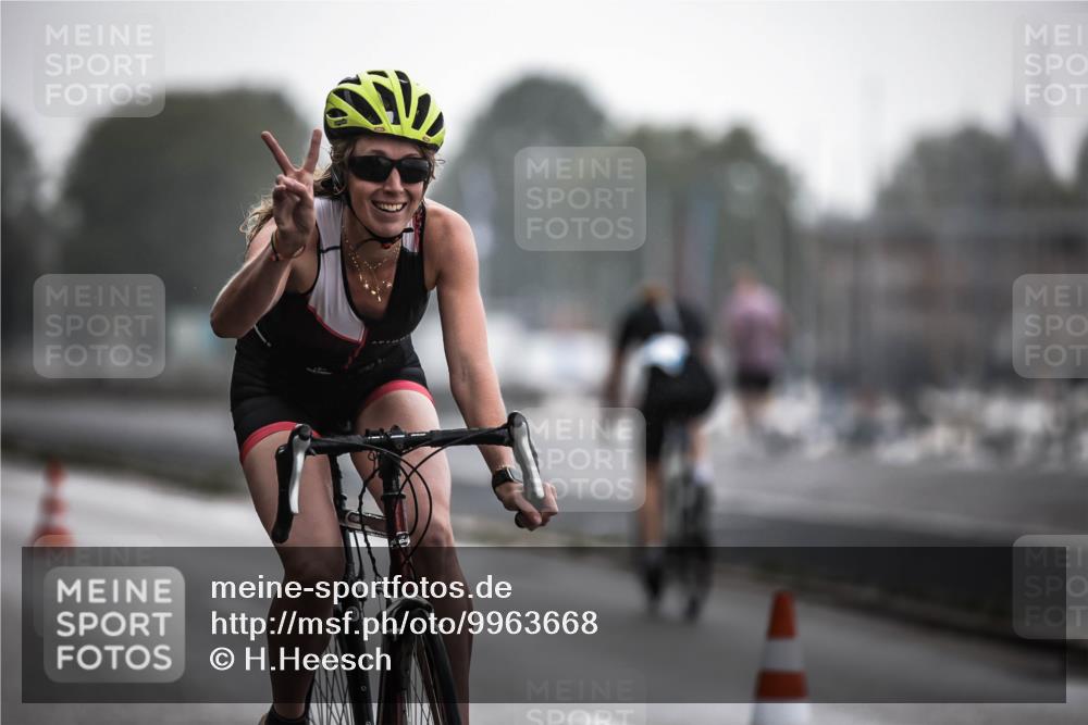 16.08.2026 - KN Förde Triathlon 2026 H.Heesch http://msf.ph/oto/9963668 16.08.2026 09:32:04 Radfahren 155, 185, 241 meine-sportfotos.de