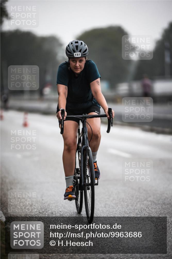 16.08.2026 - KN Förde Triathlon 2026 H.Heesch http://msf.ph/oto/9963686 16.08.2026 09:32:13 Radfahren 120, 137, 154, 213, 805 meine-sportfotos.de