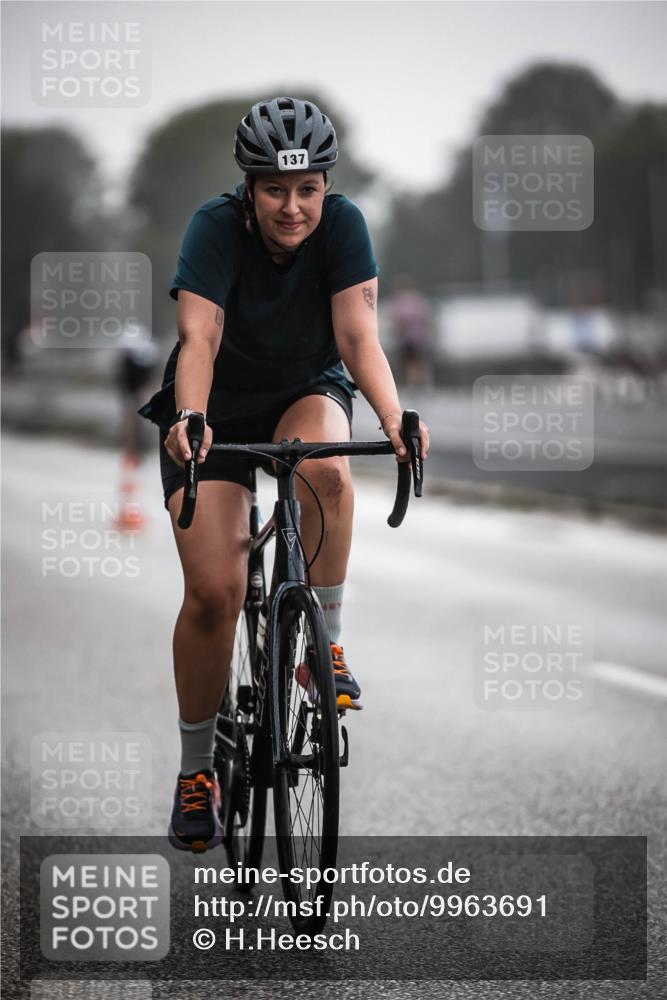 16.08.2026 - KN Förde Triathlon 2026 H.Heesch http://msf.ph/oto/9963691 16.08.2026 09:32:13 Radfahren 120, 137, 154, 213, 805 meine-sportfotos.de