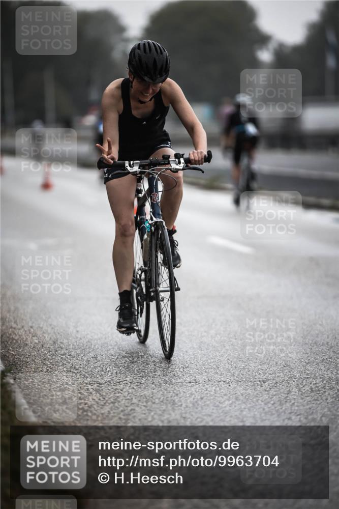 16.08.2026 - KN Förde Triathlon 2026 H.Heesch http://msf.ph/oto/9963704 16.08.2026 09:32:18 Radfahren 125, 133, 213, 262 meine-sportfotos.de