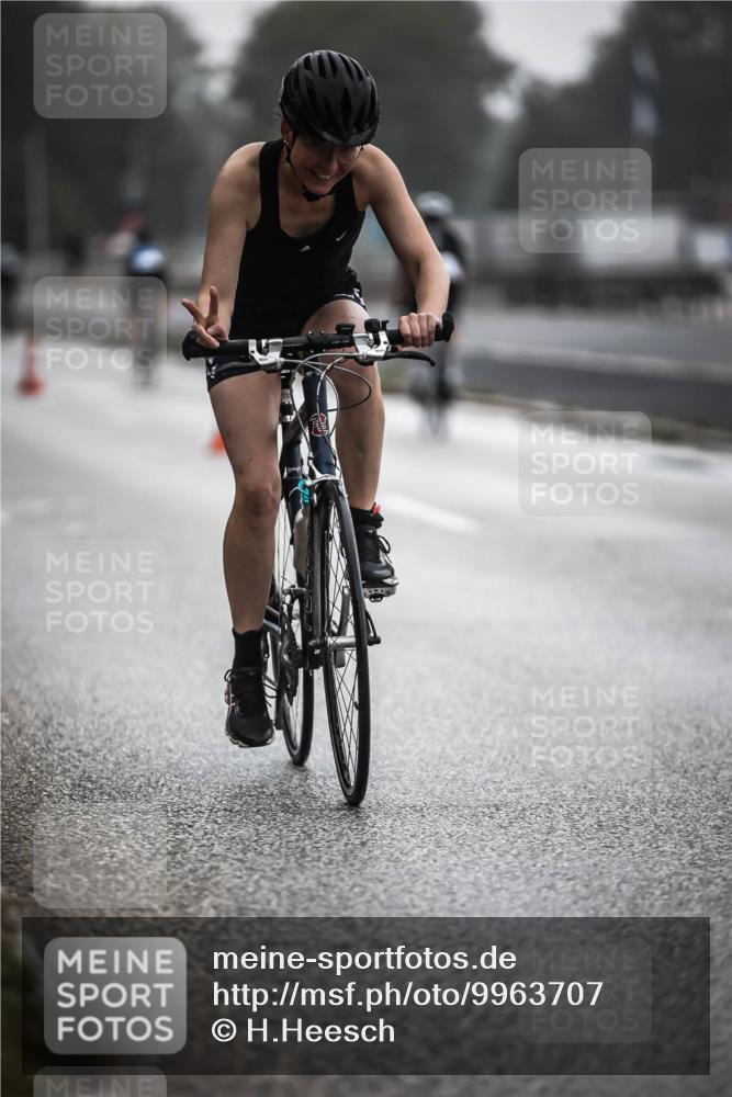16.08.2026 - KN Förde Triathlon 2026 H.Heesch http://msf.ph/oto/9963707 16.08.2026 09:32:18 Radfahren 125, 133, 213, 262 meine-sportfotos.de