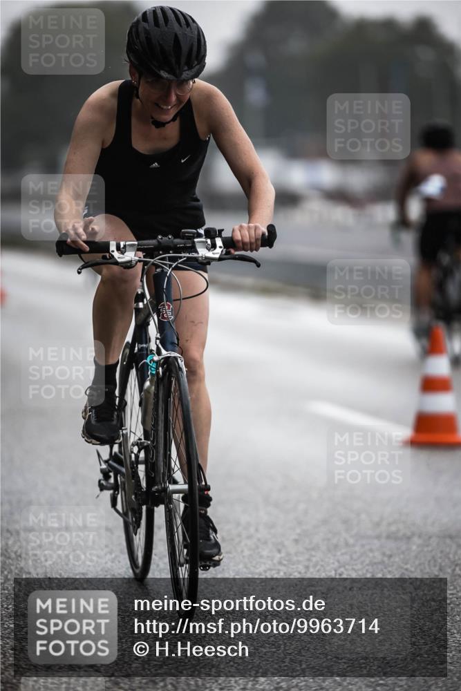 16.08.2026 - KN Förde Triathlon 2026 H.Heesch http://msf.ph/oto/9963714 16.08.2026 09:32:18 Radfahren 125, 133, 213, 262 meine-sportfotos.de