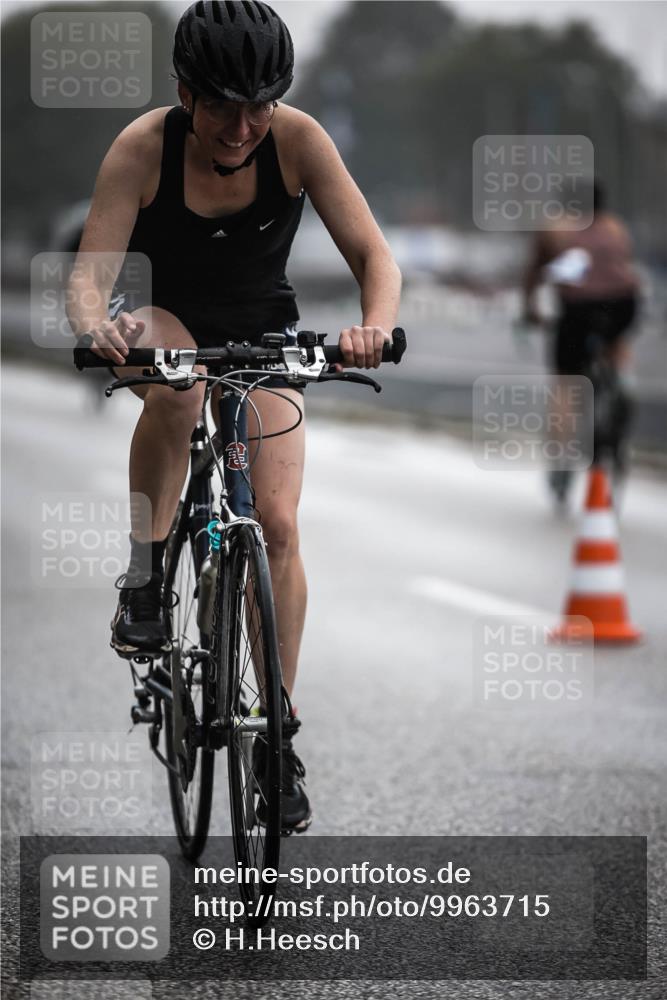 16.08.2026 - KN Förde Triathlon 2026 H.Heesch http://msf.ph/oto/9963715 16.08.2026 09:32:18 Radfahren 125, 133, 213, 262 meine-sportfotos.de