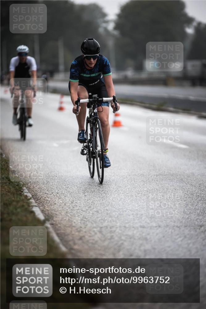 16.08.2026 - KN Förde Triathlon 2026 H.Heesch http://msf.ph/oto/9963752 16.08.2026 09:32:35 Radfahren 127, 131, 147, 148, 246, 252 meine-sportfotos.de