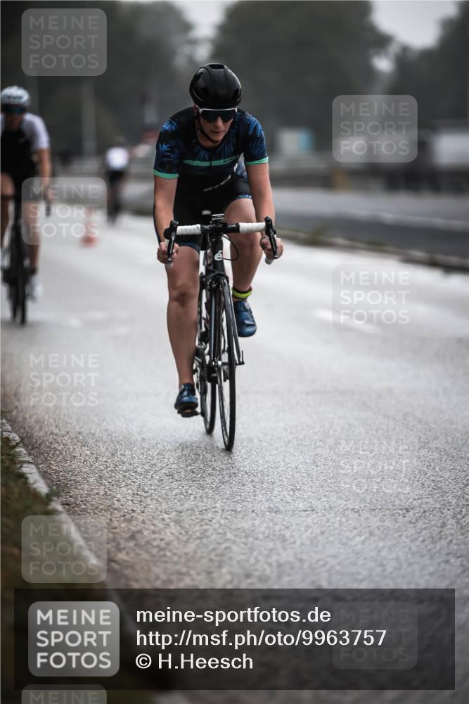16.08.2026 - KN Förde Triathlon 2026 H.Heesch http://msf.ph/oto/9963757 16.08.2026 09:32:35 Radfahren 127, 131, 147, 148, 246, 252 meine-sportfotos.de
