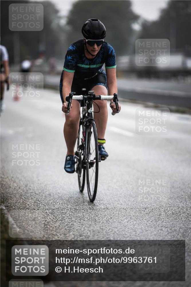 16.08.2026 - KN Förde Triathlon 2026 H.Heesch http://msf.ph/oto/9963761 16.08.2026 09:32:35 Radfahren 127, 131, 147, 148, 246, 252 meine-sportfotos.de