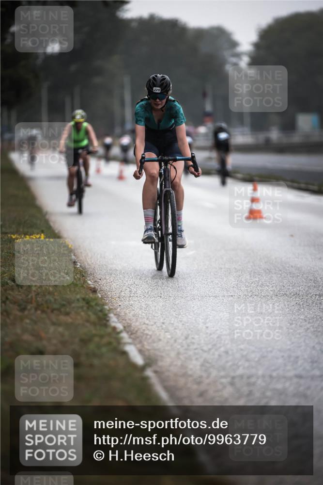 16.08.2026 - KN Förde Triathlon 2026 H.Heesch http://msf.ph/oto/9963779 16.08.2026 09:32:46 Radfahren 158, 162, 229, 238, 240, 251 meine-sportfotos.de