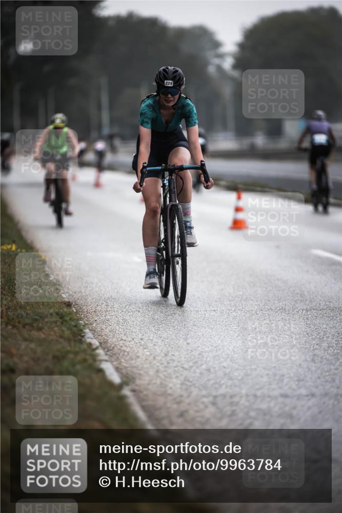 16.08.2026 - KN Förde Triathlon 2026 H.Heesch http://msf.ph/oto/9963784 16.08.2026 09:32:46 Radfahren 158, 162, 229, 238, 240, 251 meine-sportfotos.de