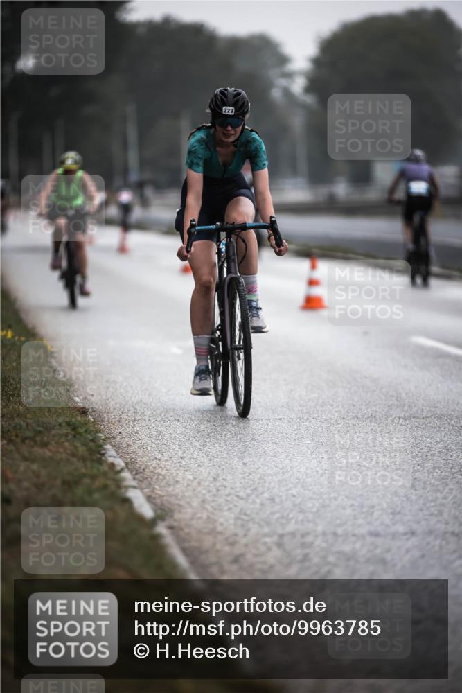 16.08.2026 - KN Förde Triathlon 2026 H.Heesch http://msf.ph/oto/9963785 16.08.2026 09:32:46 Radfahren 158, 162, 229, 238, 240, 251 meine-sportfotos.de