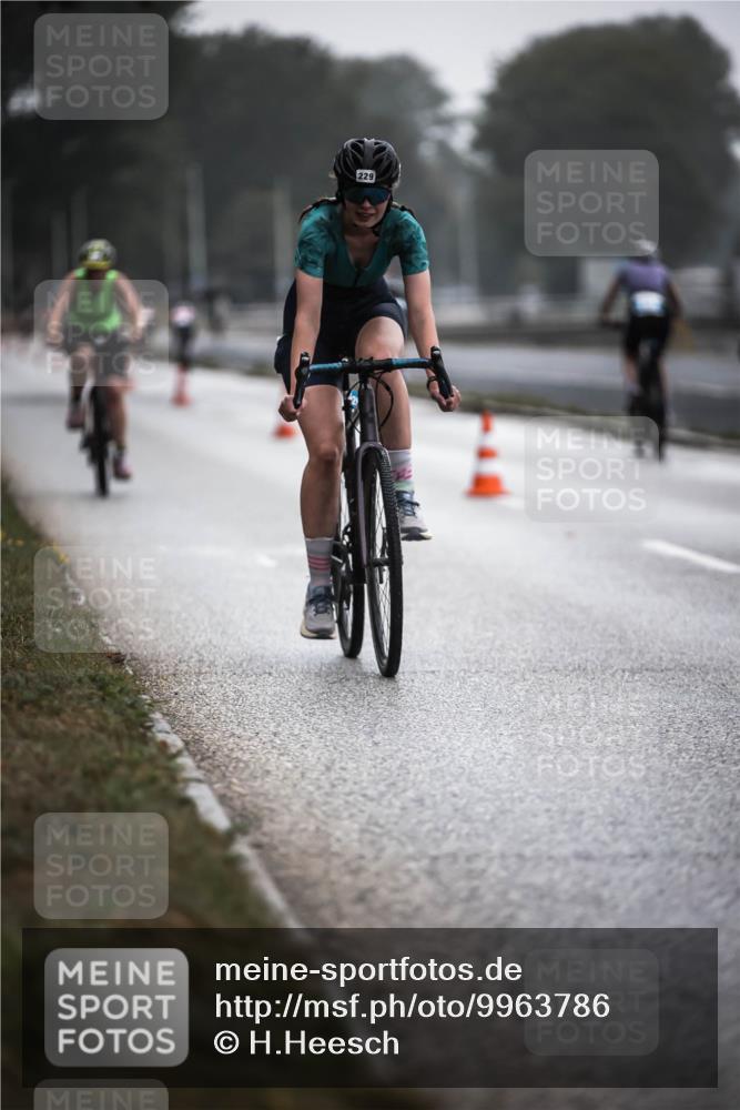 16.08.2026 - KN Förde Triathlon 2026 H.Heesch http://msf.ph/oto/9963786 16.08.2026 09:32:46 Radfahren 158, 162, 229, 238, 240, 251 meine-sportfotos.de