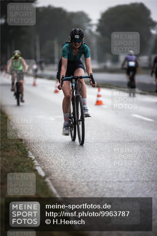 16.08.2026 - KN Förde Triathlon 2026 H.Heesch http://msf.ph/oto/9963787 16.08.2026 09:32:46 Radfahren 158, 162, 229, 238, 240, 251 meine-sportfotos.de