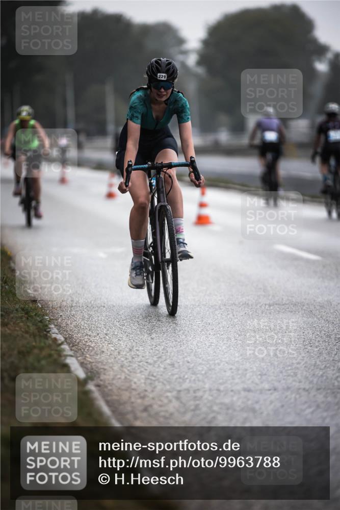 16.08.2026 - KN Förde Triathlon 2026 H.Heesch http://msf.ph/oto/9963788 16.08.2026 09:32:46 Radfahren 158, 162, 229, 238, 240, 251 meine-sportfotos.de