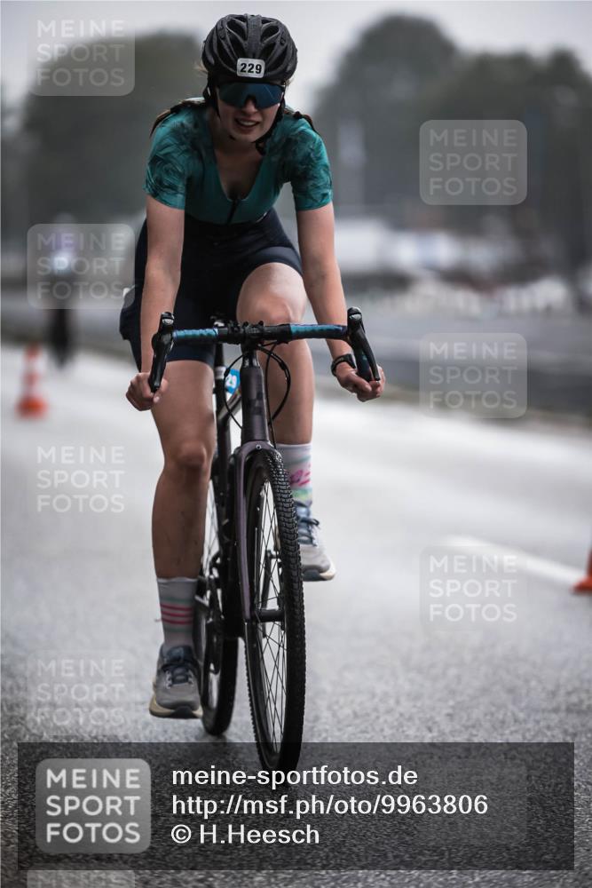 16.08.2026 - KN Förde Triathlon 2026 H.Heesch http://msf.ph/oto/9963806 16.08.2026 09:32:47 Radfahren 158, 162, 229, 238, 240, 251 meine-sportfotos.de