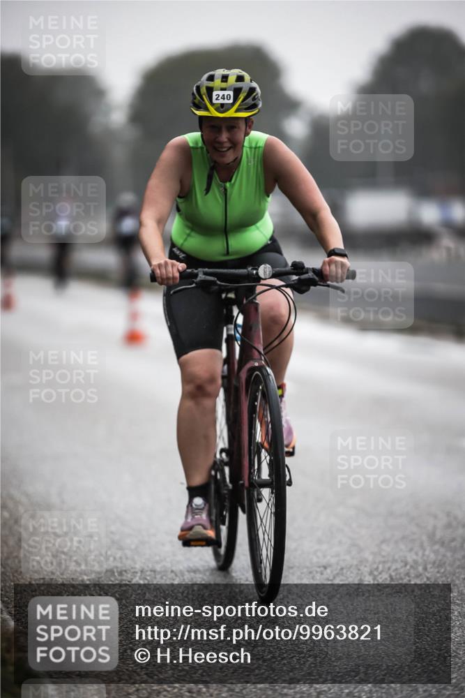 16.08.2026 - KN Förde Triathlon 2026 H.Heesch http://msf.ph/oto/9963821 16.08.2026 09:32:49 Radfahren 158, 162, 229, 240, 251 meine-sportfotos.de