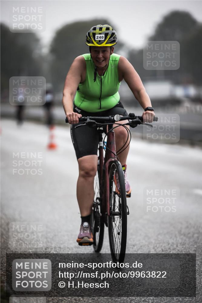 16.08.2026 - KN Förde Triathlon 2026 H.Heesch http://msf.ph/oto/9963822 16.08.2026 09:32:49 Radfahren 158, 162, 229, 240, 251 meine-sportfotos.de