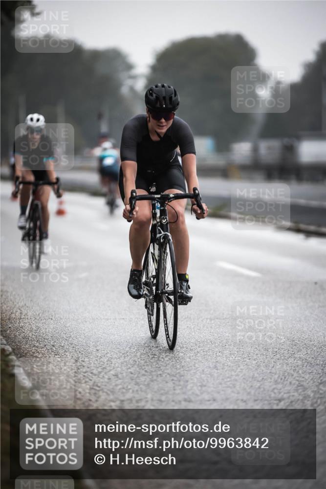 16.08.2026 - KN Förde Triathlon 2026 H.Heesch http://msf.ph/oto/9963842 16.08.2026 09:32:56 Radfahren 107, 159 meine-sportfotos.de