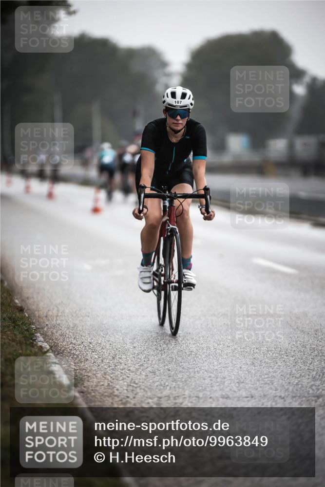 16.08.2026 - KN Förde Triathlon 2026 H.Heesch http://msf.ph/oto/9963849 16.08.2026 09:32:57 Radfahren 107, 159 meine-sportfotos.de