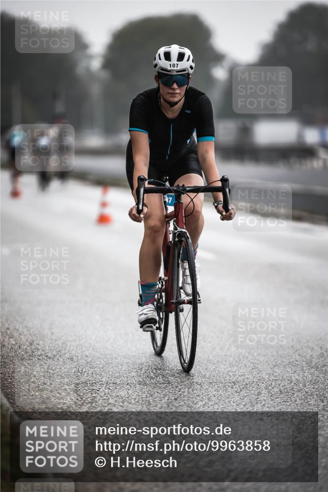 16.08.2026 - KN Förde Triathlon 2026 H.Heesch http://msf.ph/oto/9963858 16.08.2026 09:32:58 Radfahren 107, 159 meine-sportfotos.de