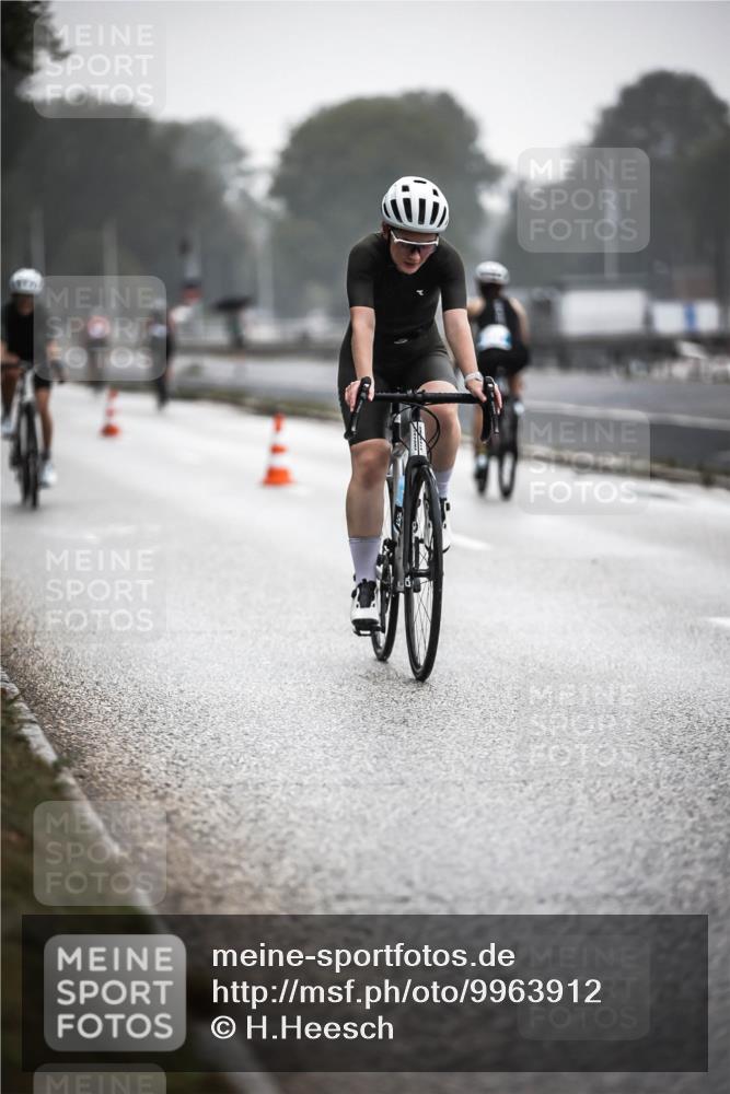 16.08.2026 - KN Förde Triathlon 2026 H.Heesch http://msf.ph/oto/9963912 16.08.2026 09:33:33 Radfahren 130, 141, 150, 224 meine-sportfotos.de