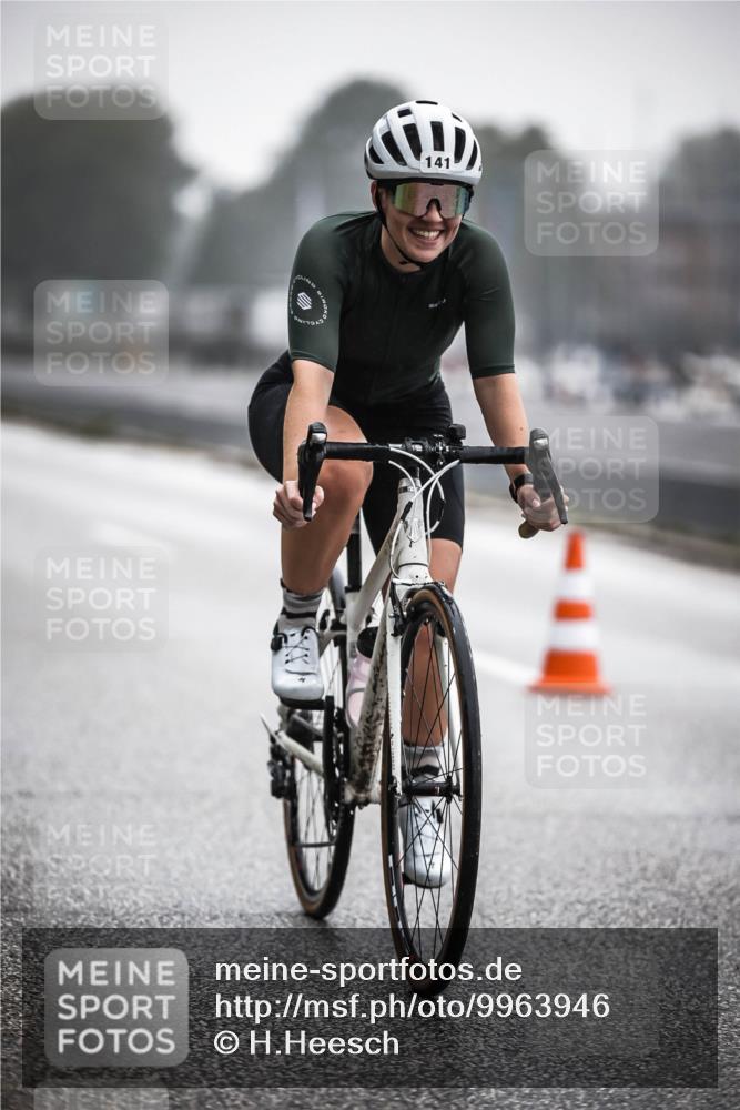 16.08.2026 - KN Förde Triathlon 2026 H.Heesch http://msf.ph/oto/9963946 16.08.2026 09:33:35 Radfahren 130, 141, 150, 224 meine-sportfotos.de