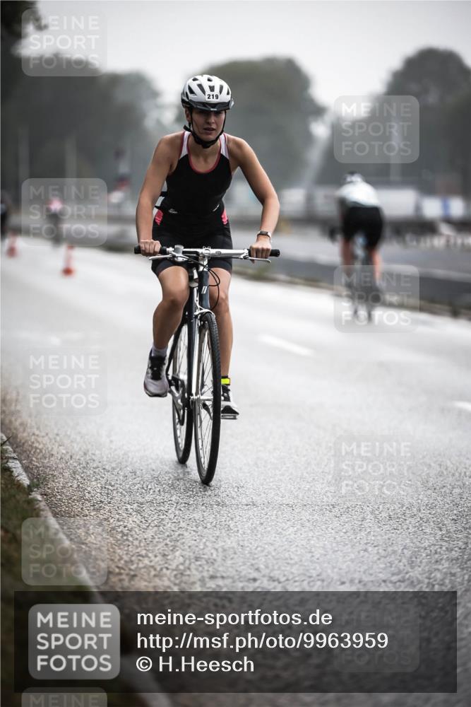 16.08.2026 - KN Förde Triathlon 2026 H.Heesch http://msf.ph/oto/9963959 16.08.2026 09:33:40 Radfahren 170, 219, 236 meine-sportfotos.de