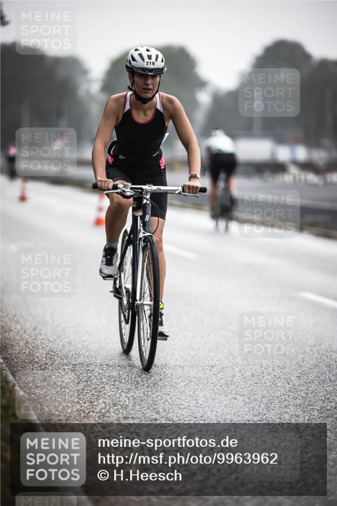 16.08.2026 - KN Förde Triathlon 2026 H.Heesch http://msf.ph/oto/9963962 16.08.2026 09:33:40 Radfahren 170, 219, 236 meine-sportfotos.de