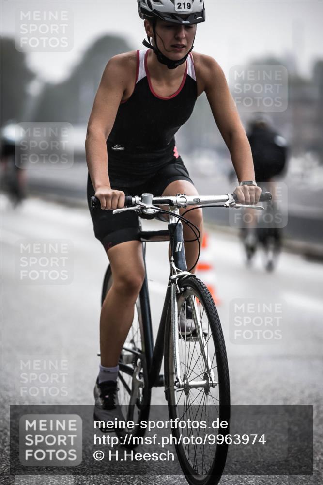 16.08.2026 - KN Förde Triathlon 2026 H.Heesch http://msf.ph/oto/9963974 16.08.2026 09:33:41 Radfahren 170, 219, 236 meine-sportfotos.de