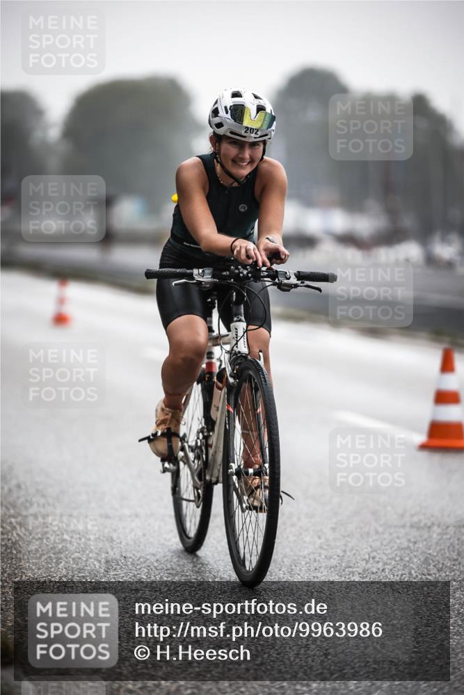 16.08.2026 - KN Förde Triathlon 2026 H.Heesch http://msf.ph/oto/9963986 16.08.2026 09:33:47 Radfahren 202 meine-sportfotos.de