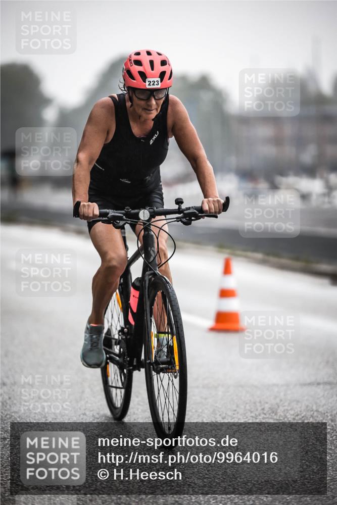 16.08.2026 - KN Förde Triathlon 2026 H.Heesch http://msf.ph/oto/9964016 16.08.2026 09:33:56 Radfahren 106, 223 meine-sportfotos.de