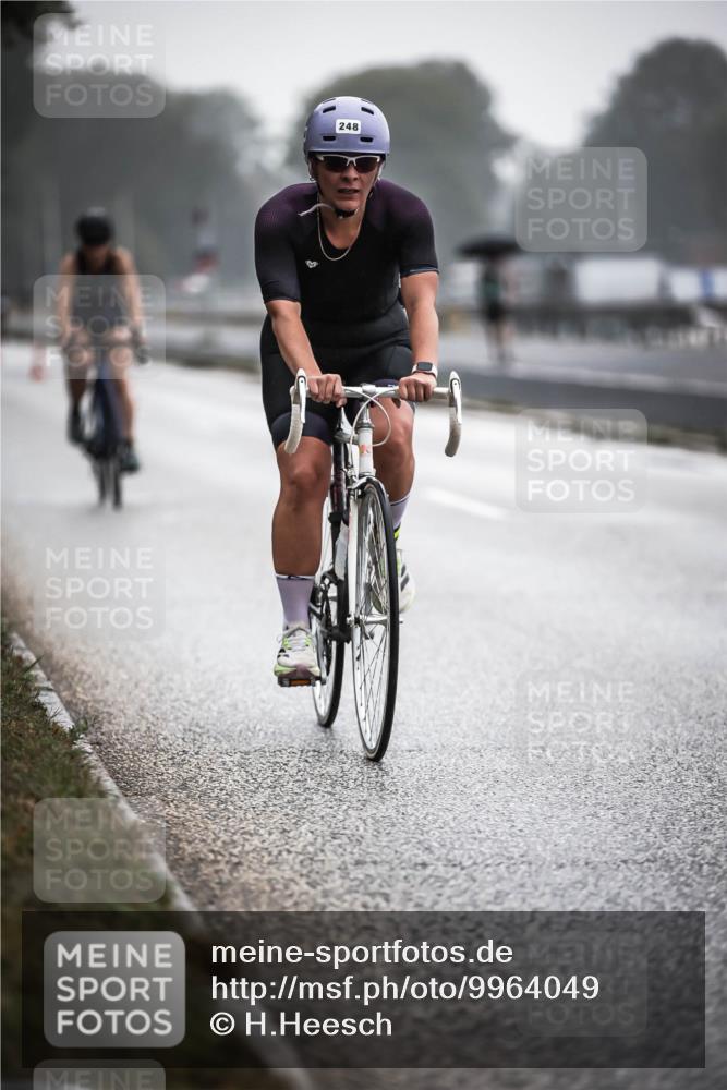 16.08.2026 - KN Förde Triathlon 2026 H.Heesch http://msf.ph/oto/9964049 16.08.2026 09:34:01 Radfahren 182, 228, 248 meine-sportfotos.de